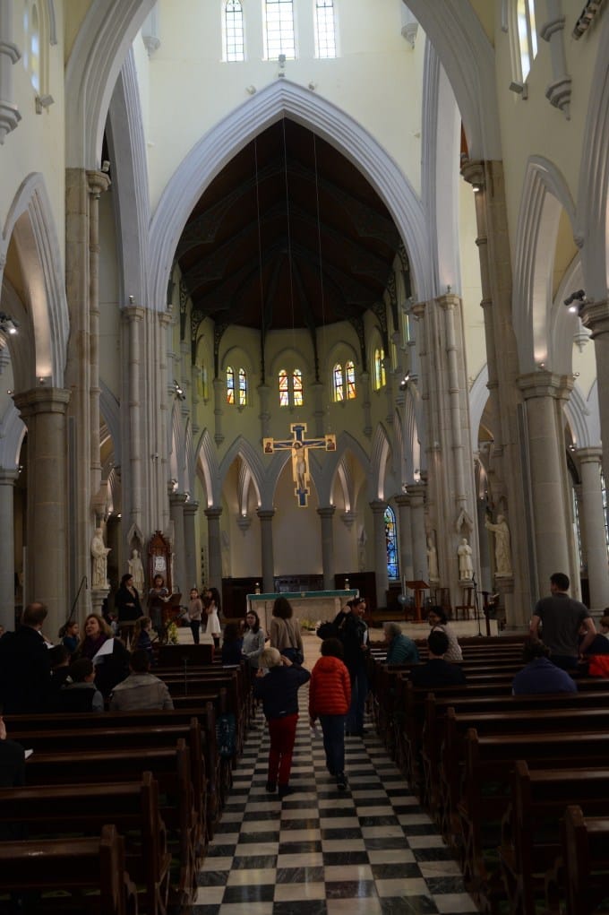 Messe à la cathédrale et voeux du père Rémy