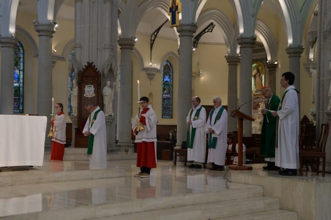 Messe à la cathédrale et voeux du père Rémy