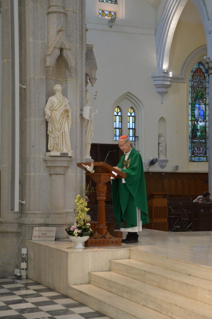 Messe à la cathédrale et voeux du père Rémy
