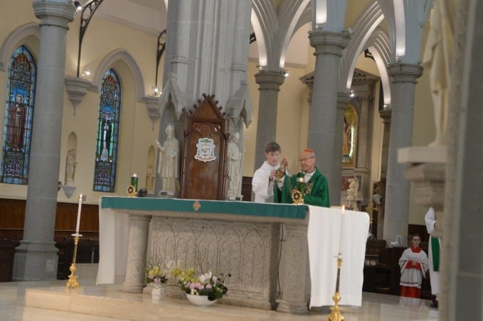 Messe à la cathédrale et voeux du père Rémy