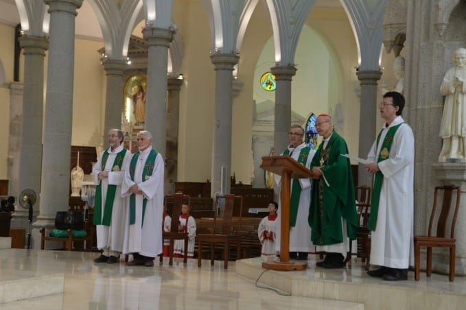 Messe à la cathédrale et voeux du père Rémy