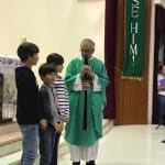 Présentation des enfants préparés au baptême